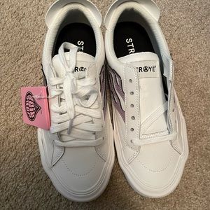 Straye Logan lavender flame